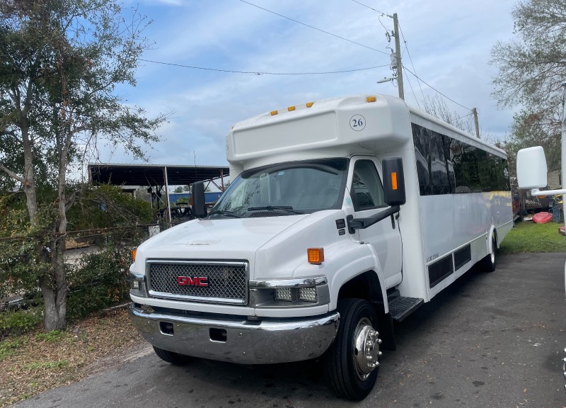 2009 GMC C5500 Party Bus