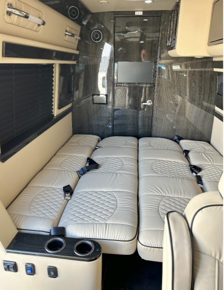 2022 Mercedes Benz Sprinter