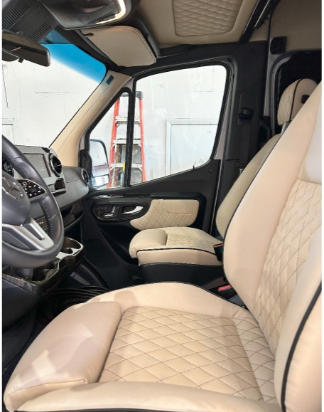 2022 Mercedes Benz Sprinter