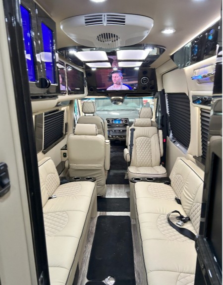 2022 Mercedes Benz Sprinter