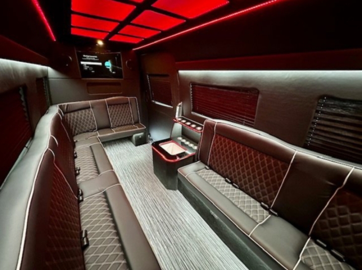 2024 Mercedes Benz Sprinter