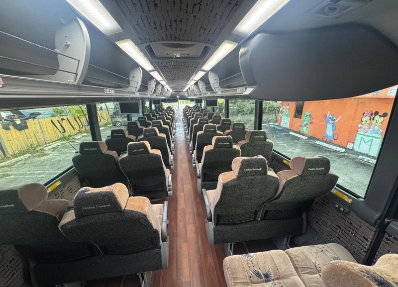 2014 MCI J4500 Motorcoach