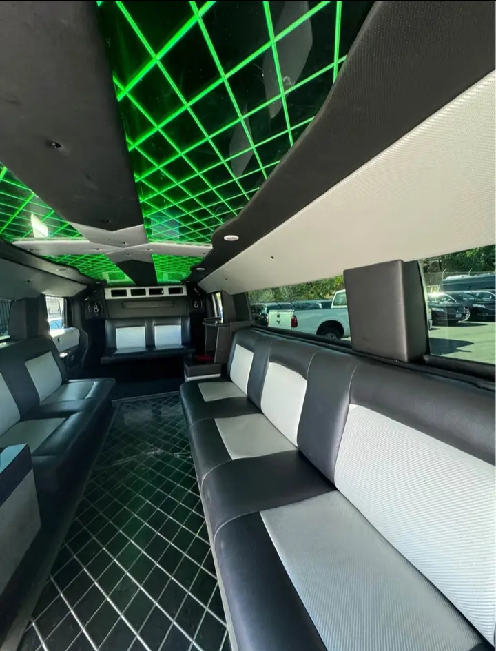 2003 Hummer H2 Limousine