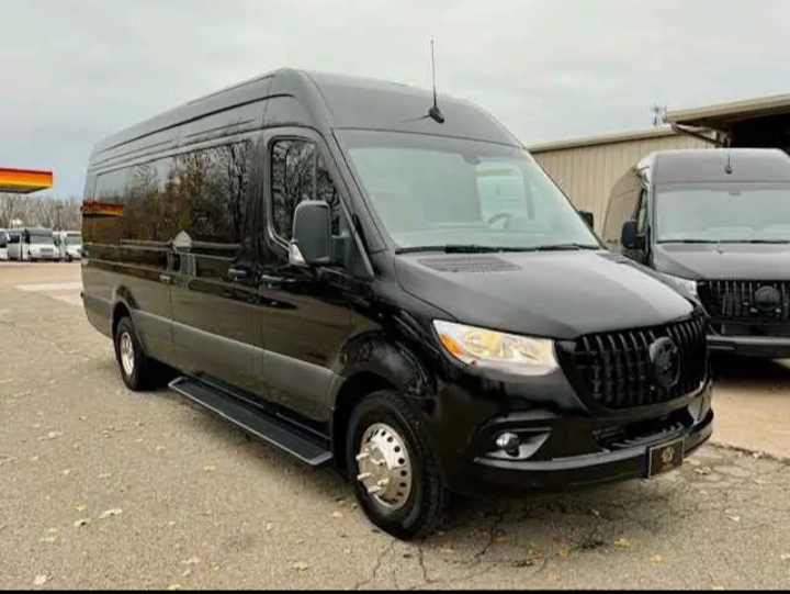 2024 Mercedes Benz Sprinter