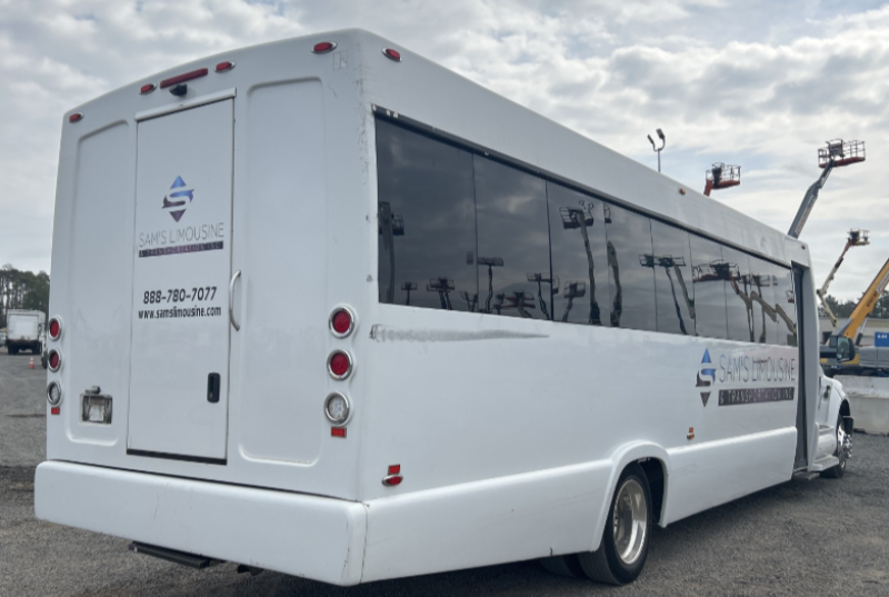 2016 Ford F-650 Shuttle Bus