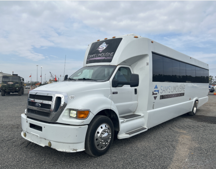 2016 Ford F-650 Shuttle Bus