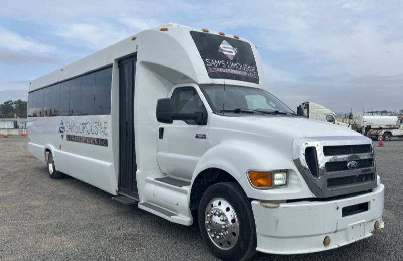 2016 Ford F-650 Shuttle Bus