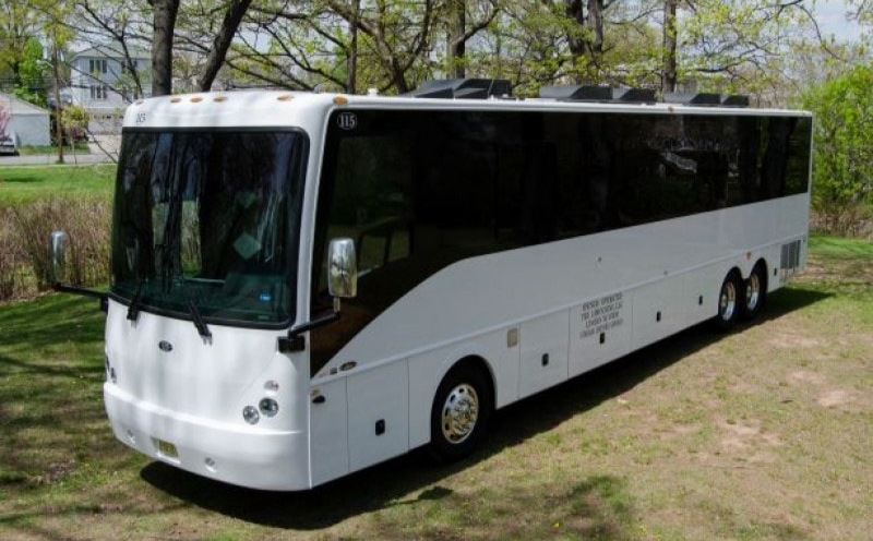 2017 Freightliner Motorcoach Limo