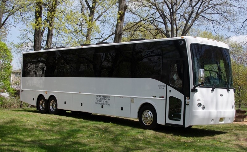 2017 Freightliner Motorcoach Limo