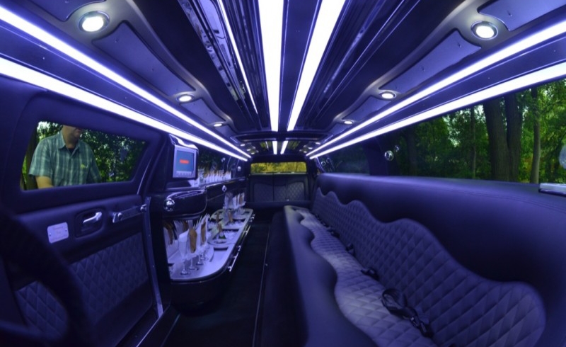 2015 Chrysler 300 Limousine