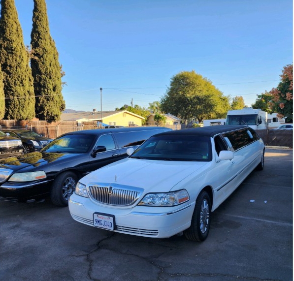 2006 Lincoln Town Car Limousine