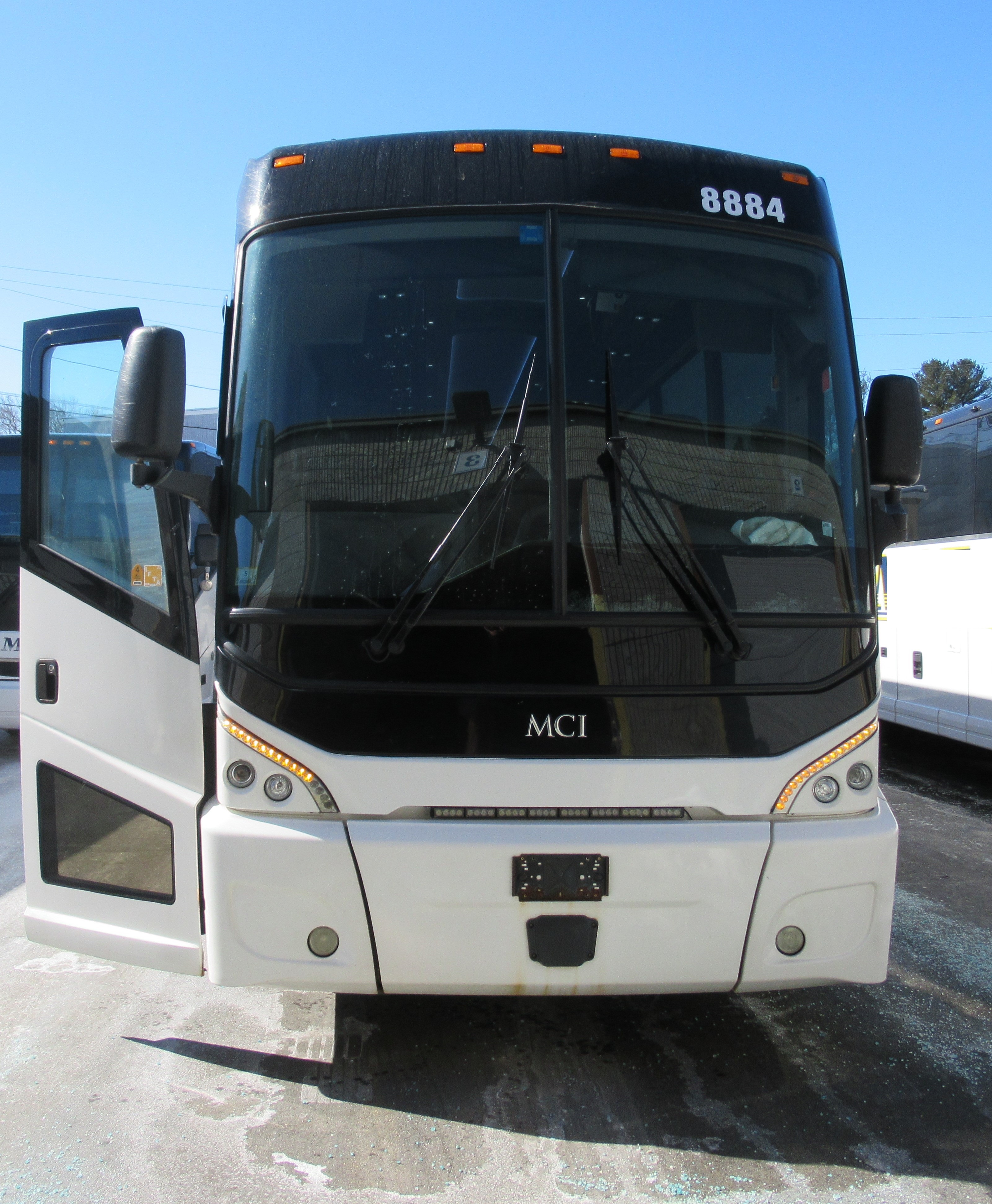 MCI J4500 2018
