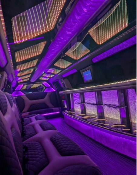 2024 Lincoln Aviator Limousine