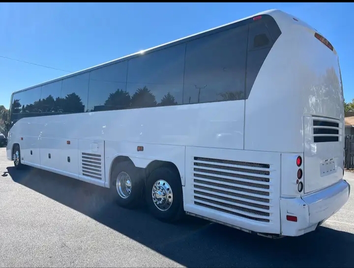 2011 MCI J4500 Motorcoach