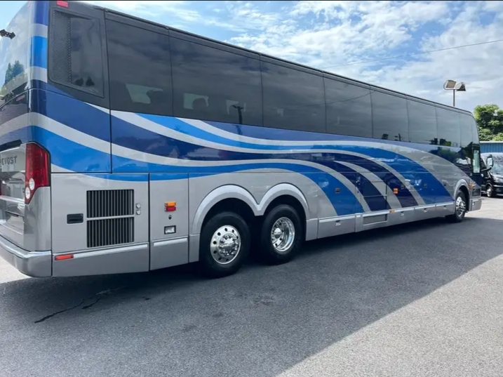 2015 Prevost H3-45 Motorcoach