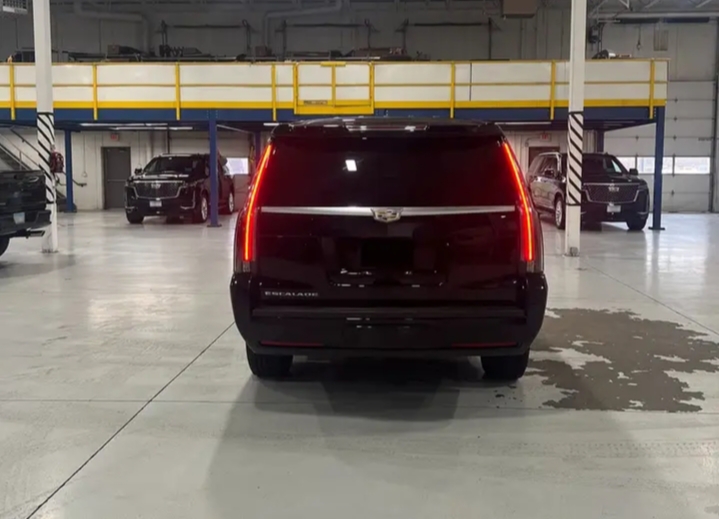 2018 Cadillac Escalade ESV Limousine