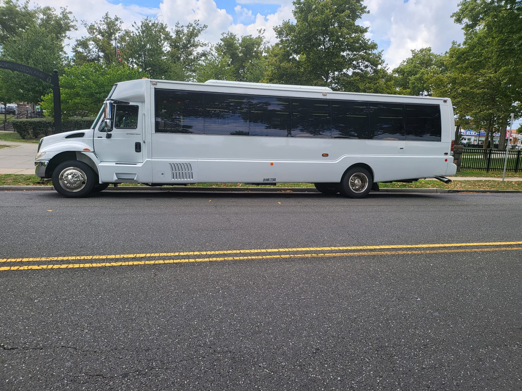 2011 Krystal International 3200