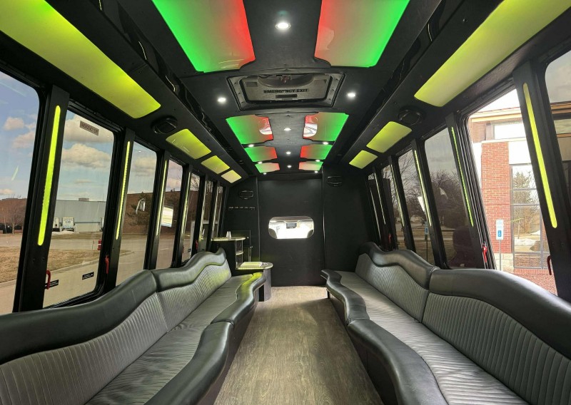 2016 Ford F-650 Limo Bus