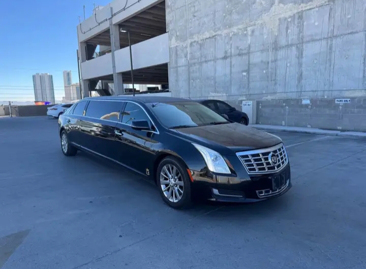 2015 Cadillac XTS Limousine