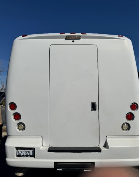 2013 Ford F-650 Shuttle Bus