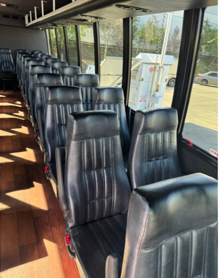 2013 Ford F-650 Shuttle Bus