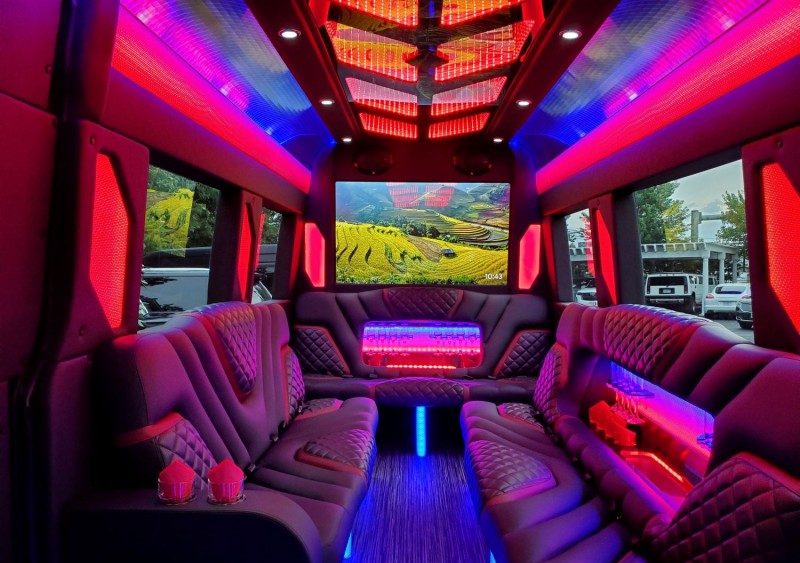 2023 Mercedes Benz Sprinter