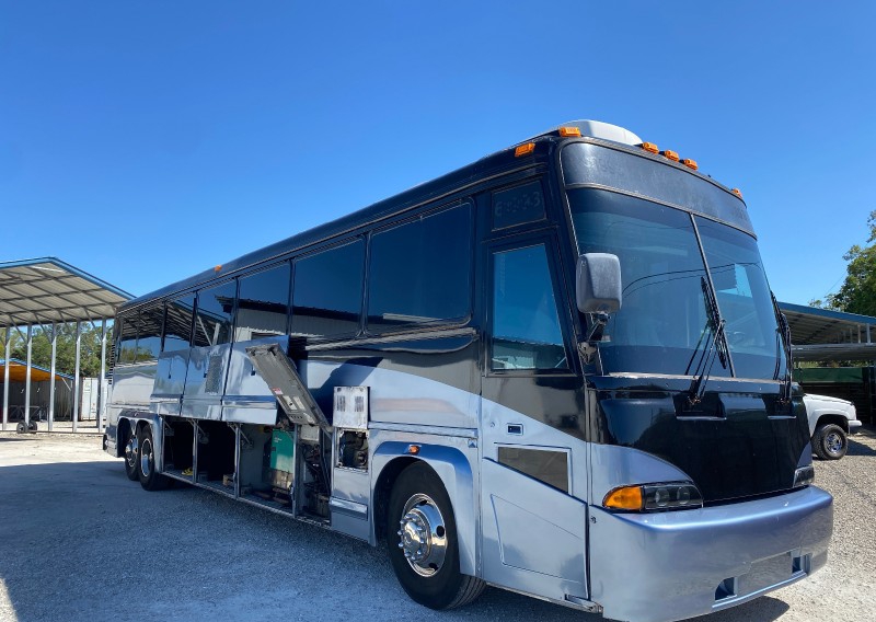 1993 MCI J4500 Motorcoach Limo