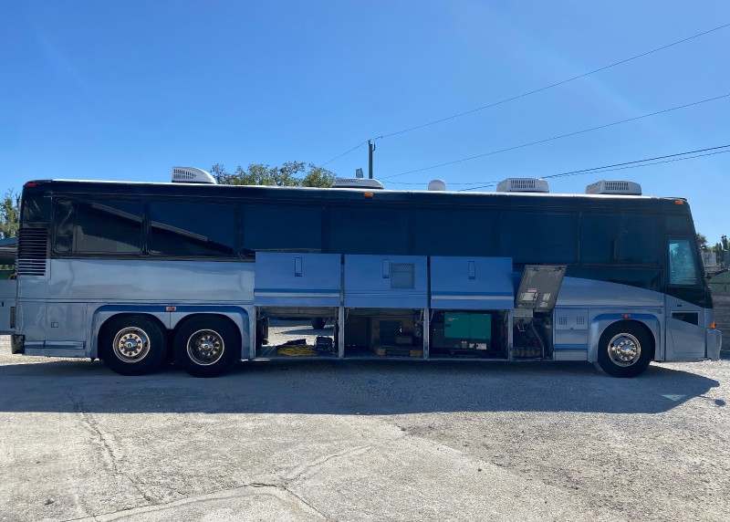1993 MCI J4500 Motorcoach Limo