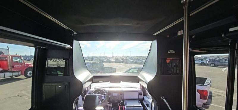 2016 Ford F-550 Shuttle Bus