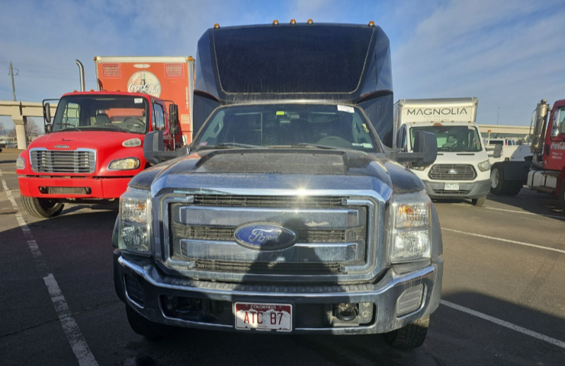 2016 Ford F-550 Shuttle Bus