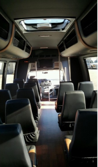 2016 Ford E-450 Shuttle Bus