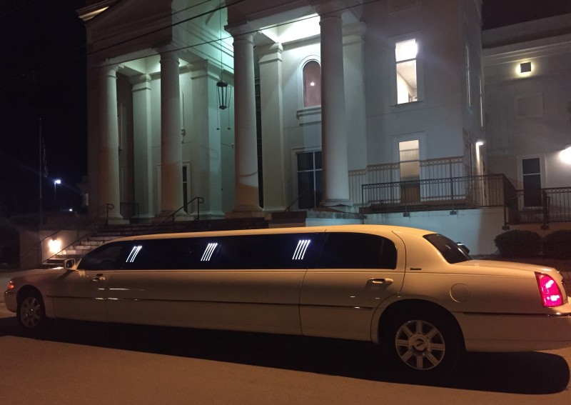 2007 Lincoln Town Car Limousine