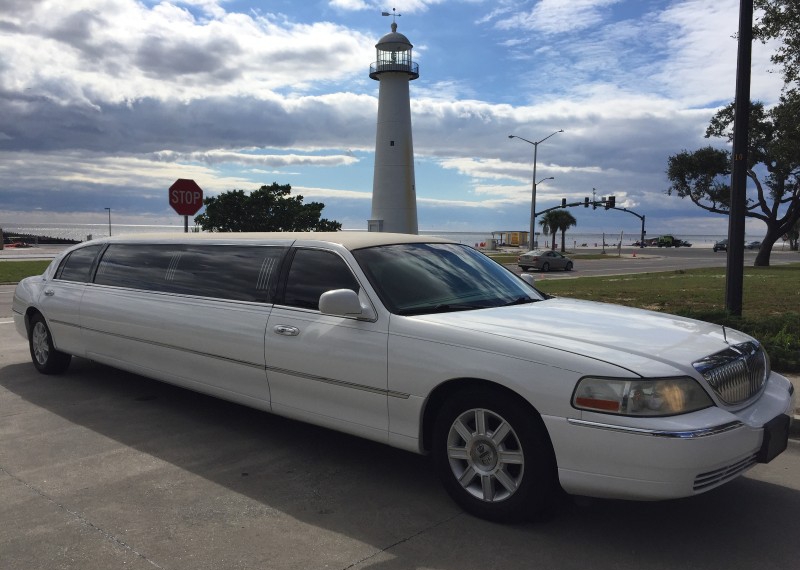 2007 Lincoln Town Car Limousine