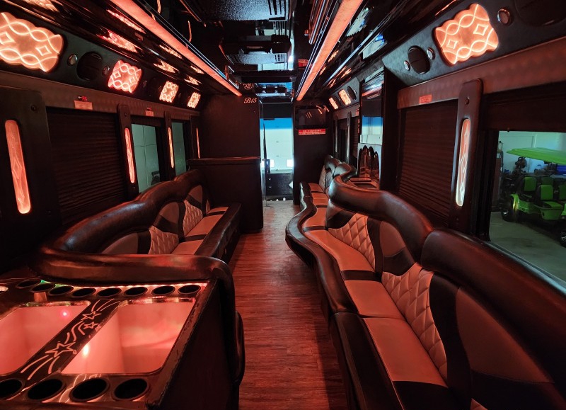 2014 Freightliner Motorcoach Limo