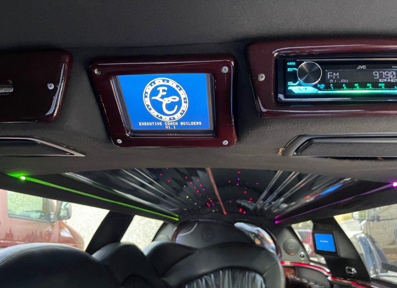 2008 Lincoln Town Car L Limousine