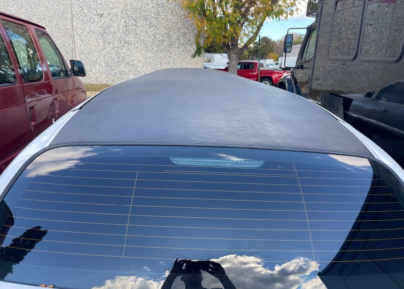 2011 Lincoln Town Car L Limousine