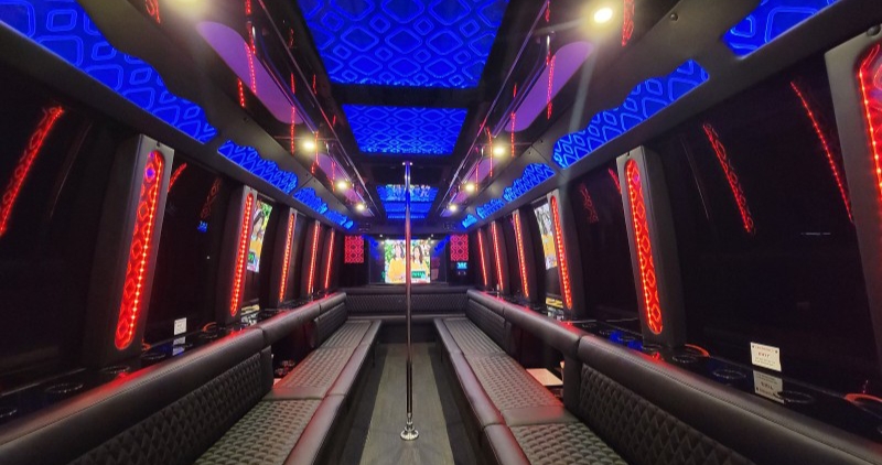 2018 Ford F-550 Party Bus