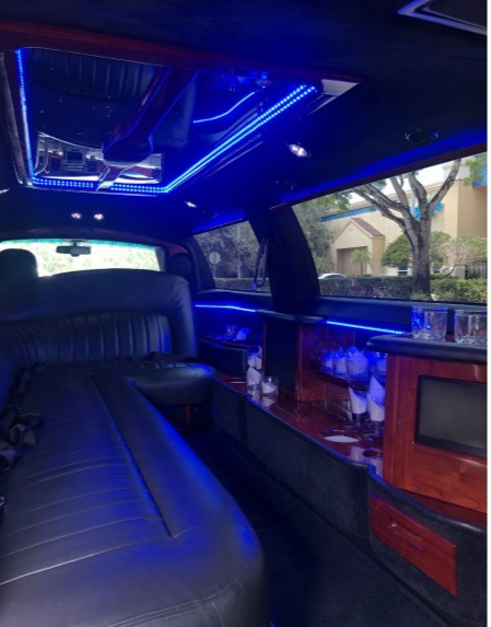 2008 Lincoln Town Car Limousine