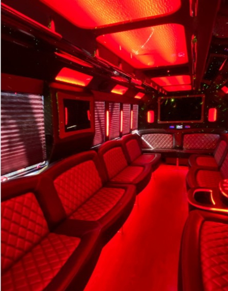 2017 Ford F-550 Limo Bus