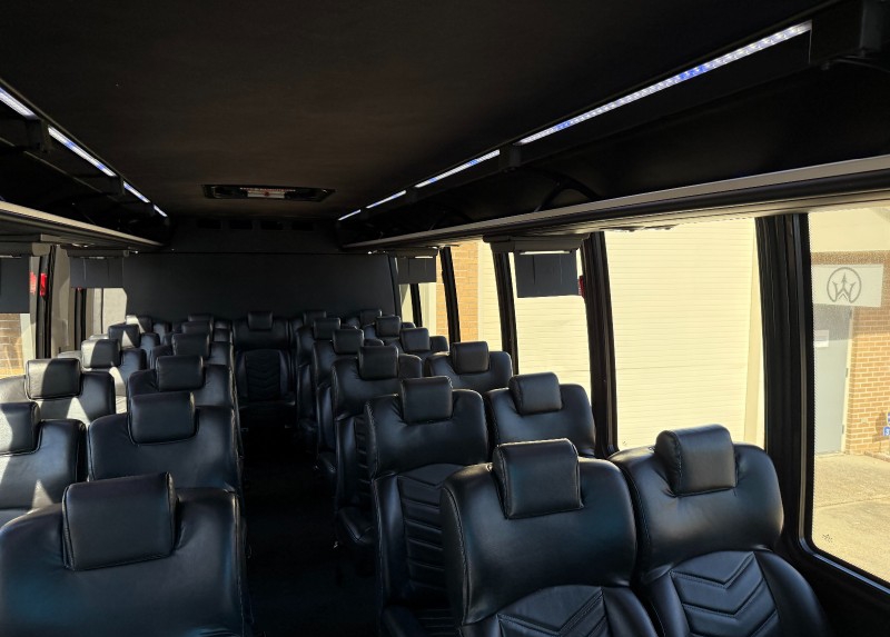 2015 Ford F-550 Shuttle Bus