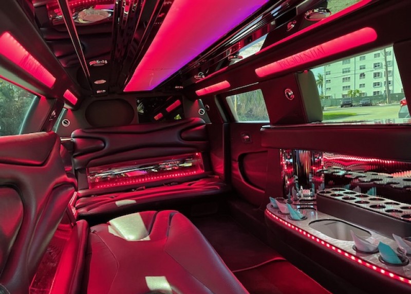 2017 Chrysler 300 Limousine