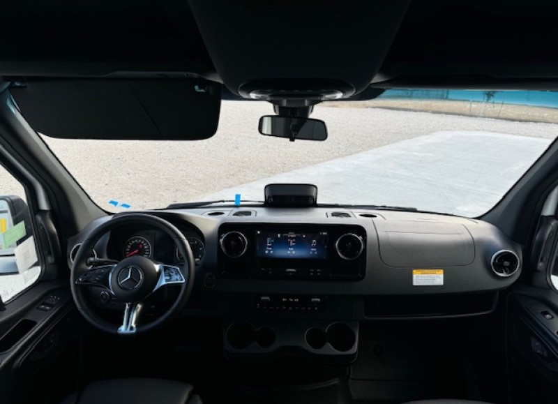 2025 Mercedes Benz Sprinter