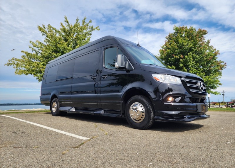 2024 Mercedes Benz Sprinter
