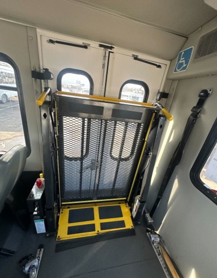 2018 Ford E-450 Shuttle Bus For Sale