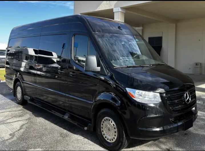 2022 Mercedes Benz Sprinter