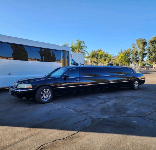 2007 Lincoln Town Car Limousine