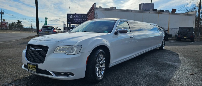 2015 Chrysler 300 Limousine