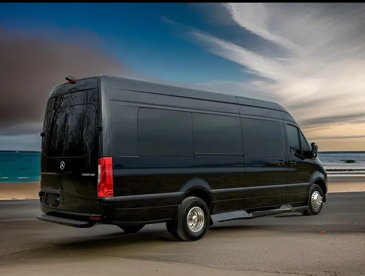 2024 Mercedes Benz Sprinter