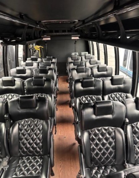 2016 Ford F-650 Shuttle Bus