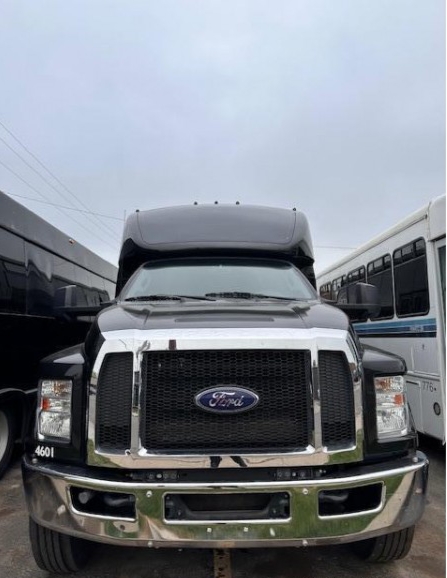 2016 Ford F-650 Shuttle Bus